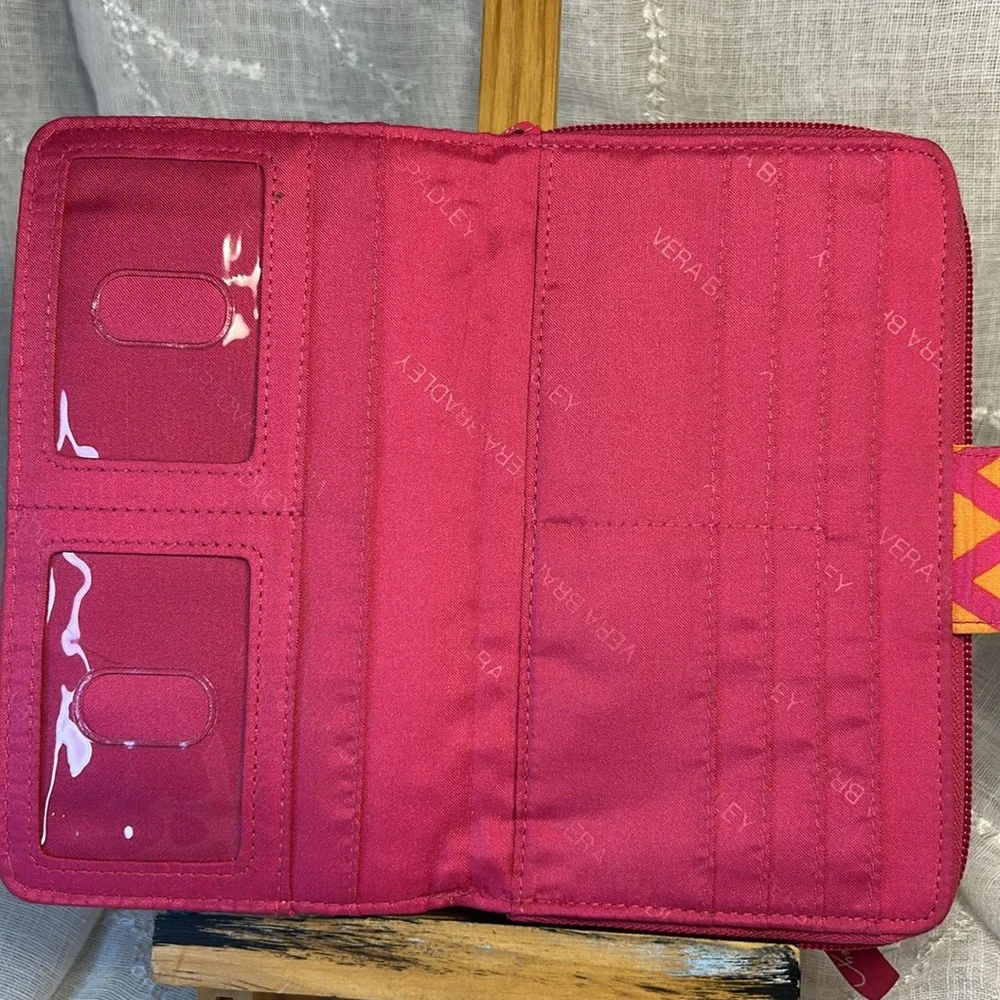 Vera Bradley large turn lock wallet